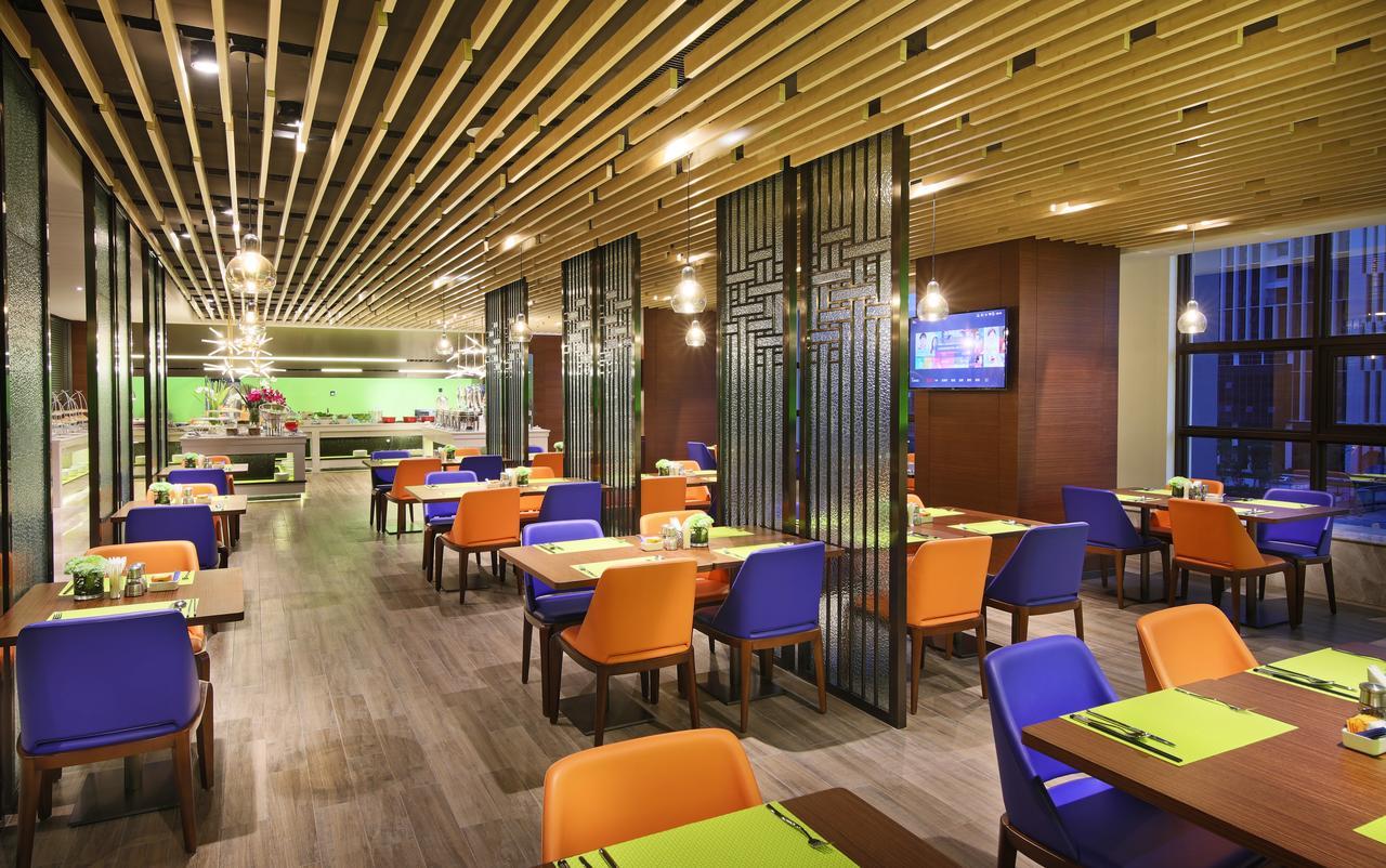 Hampton By Hilton Qujin Hotel Qujing Extérieur photo